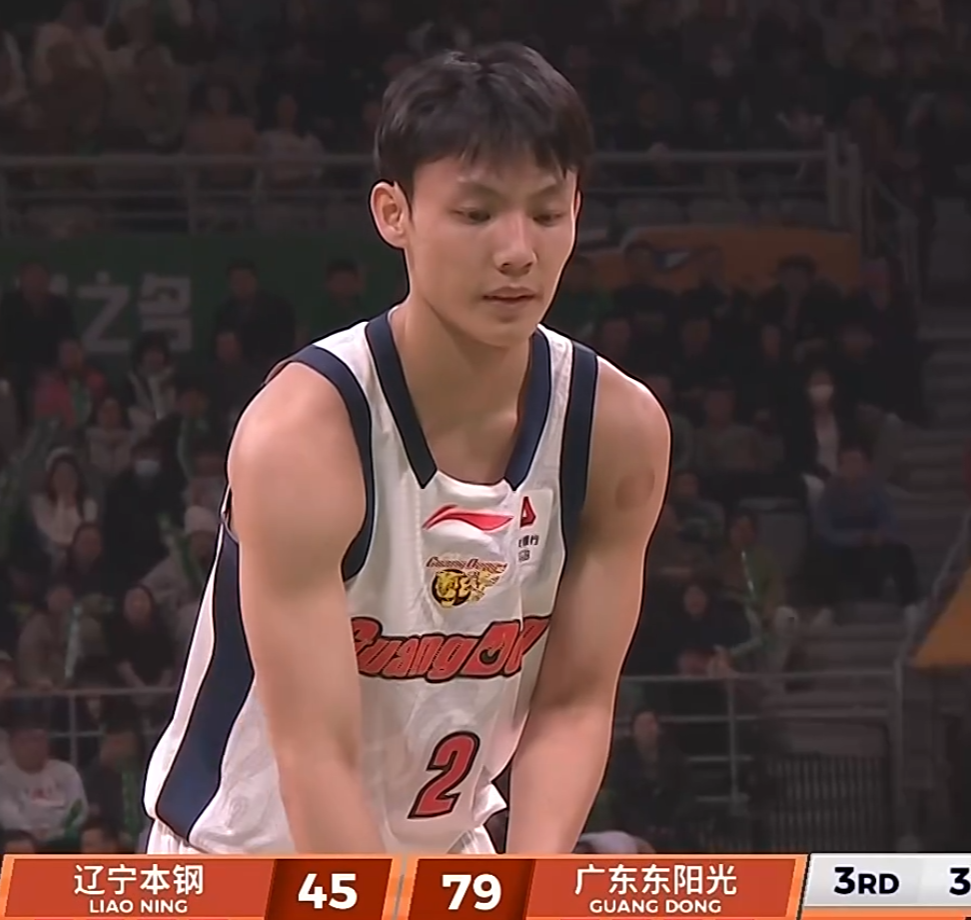 bob半岛体育登录入口-广东宏远3消息！徐昕打脸杜锋，徐杰继续梦游，胡明轩王者归来